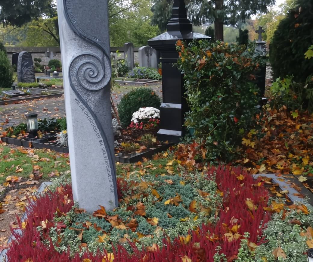 Professionelle Grabpflege Aachen